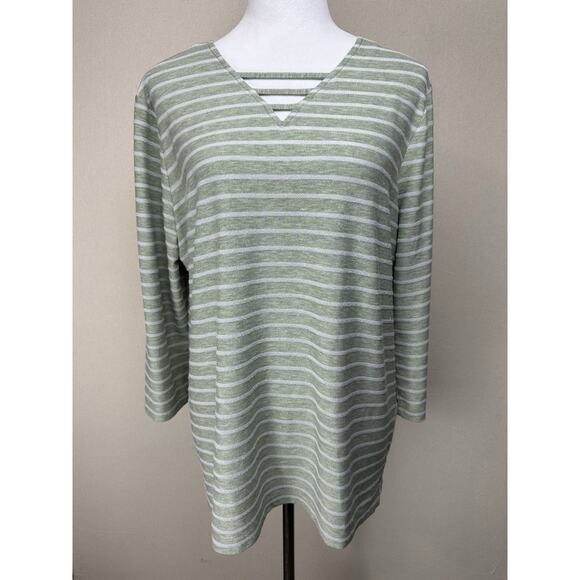 Weekends By Chico's Women's Tunic Top Size 2 Lg 3/4 Sleeves Green Striped V Neck - Picture 1 of 13
